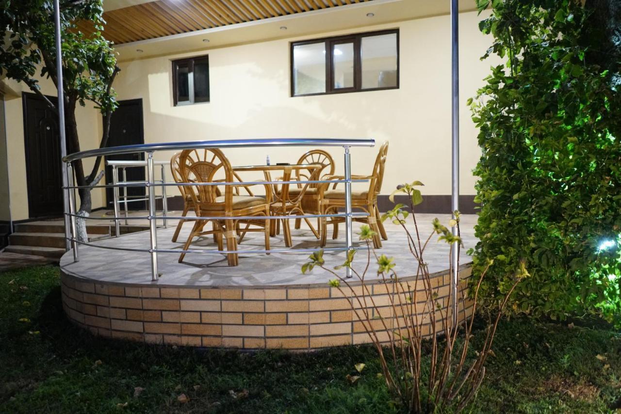 Elko Hotel Yerevan Exterior photo